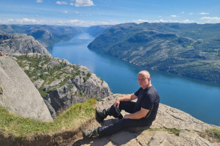 Preikestolen - výhľad na fjordLysefjordom
