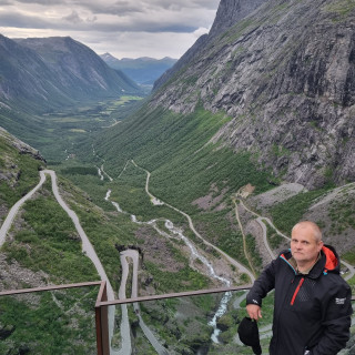 Trolia cesta (Trolstigen) 