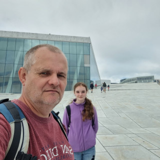 Oslo- budova Opery, stojíme na streche